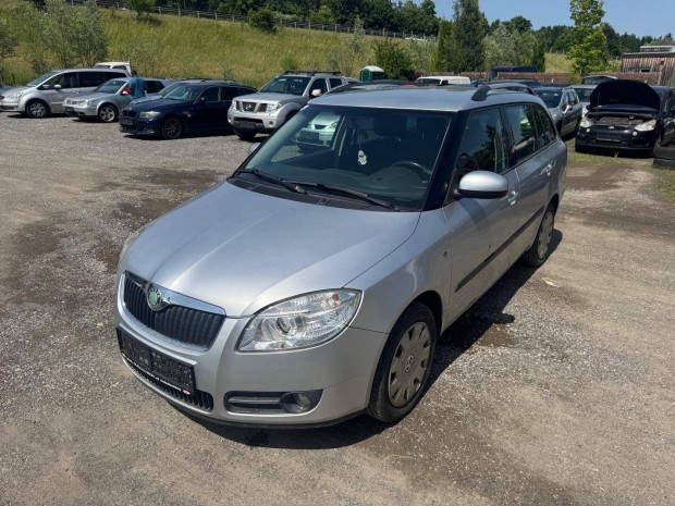 Skoda Fabia Combi 1.2 12V Elegance Digitklima