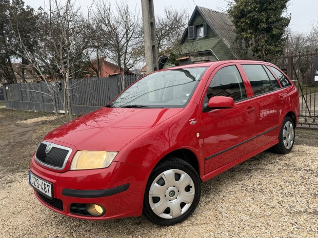 Skoda Fabia Combi 1.2 12V Friss M�szaki 2db Gy�ri Kulcs Megk�m�lt