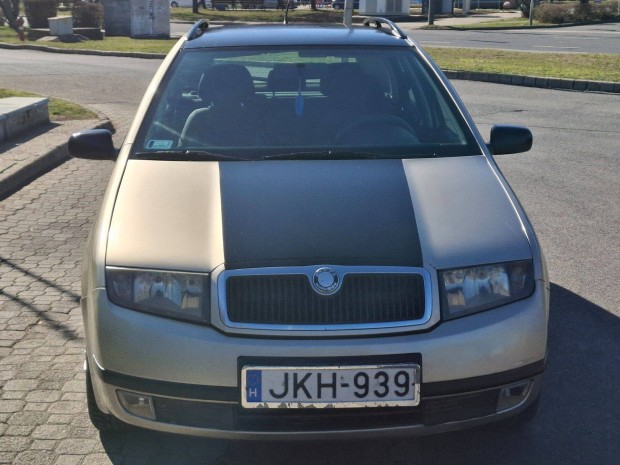 Skoda Fabia Combi 1.2 12 V, Szervokorm�ny