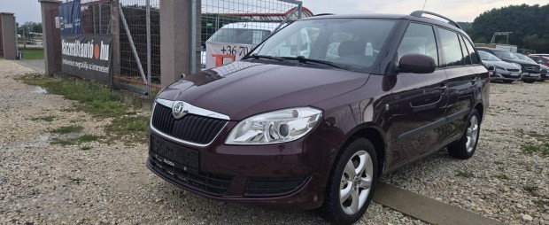 Skoda Fabia Combi 1.2 TSI Elegance 2 év vizsga....
