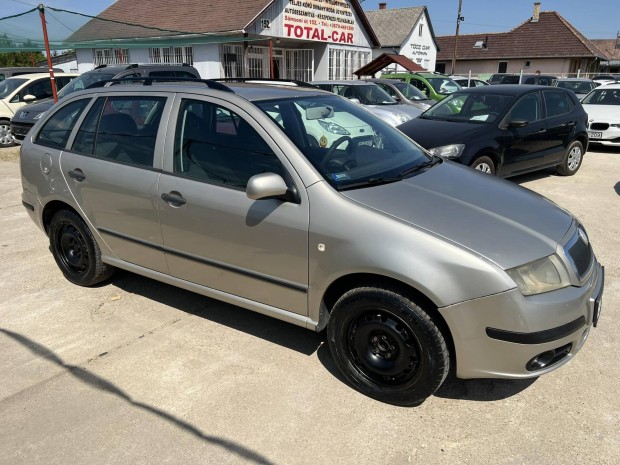 Skoda Fabia Combi 1.4 16V Ambiente