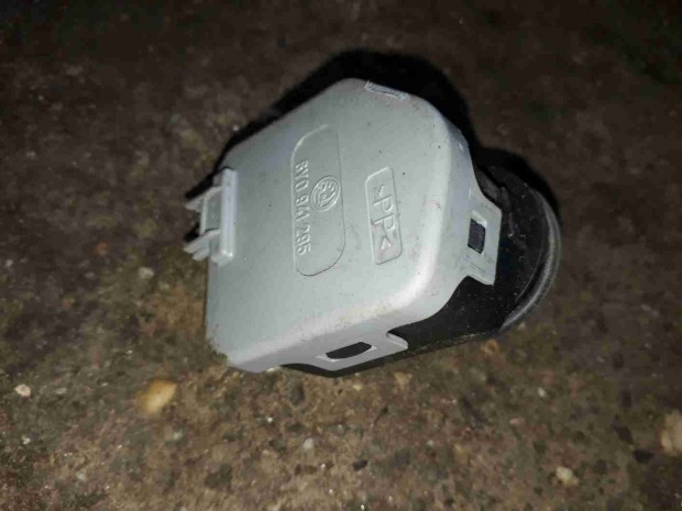 Skoda Fabia Elektromos F�nysz�r� Magass�g �ll�t� Motor