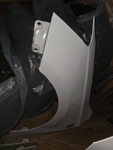 Skoda Fabia III 2022 bal els� s�rv�d�