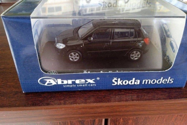 Skoda Fabia II "Abrex" kisauto modell 1/43 Elad