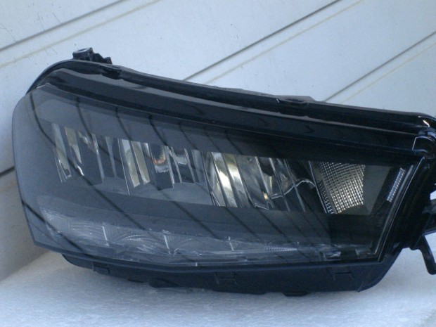 Skoda Fabia IV Crystal Lighting Jobb els Fnyszr 6VB941016 2021-tl