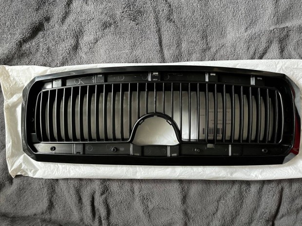 Skoda Fabia I Sedan fekete hűtőmaszk (Új)