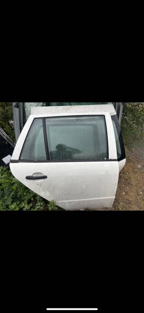 Skoda Fabia Kombi jobb hátsó ajtó