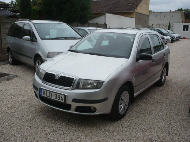Skoda Fabia Sedan 1.2 12V Classic Vonóhorog!