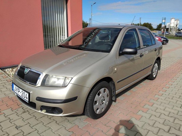 Skoda Fabia Sedan 1.2 12V Life