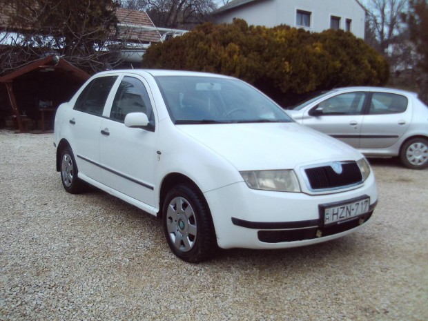 Skoda Fabia Sedan 1.4 Cool J� motorral.5l-es fo...