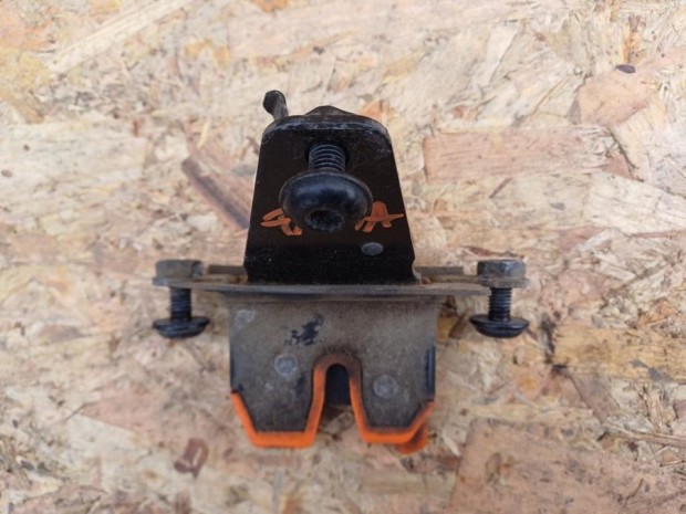 Skoda Fabia (1999-2007) Csomagt�rajt� Z�r