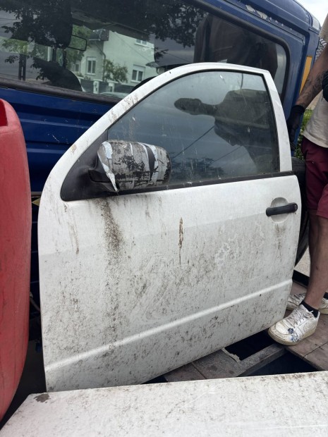 Skoda Fabia bal első ajtó