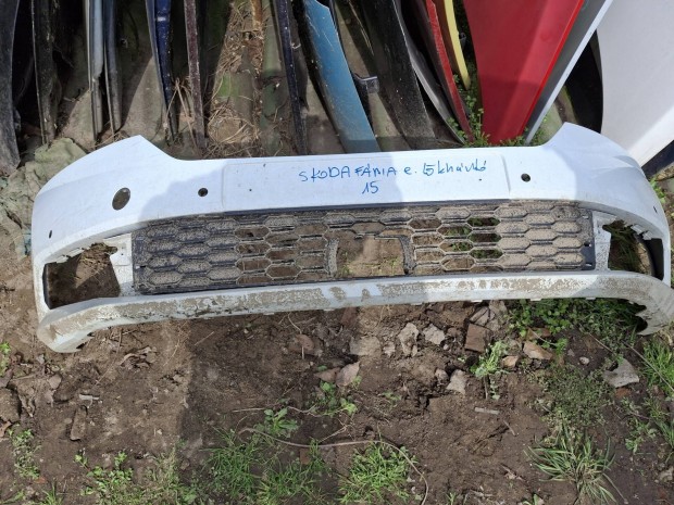 Skoda Fabia első lökhárító