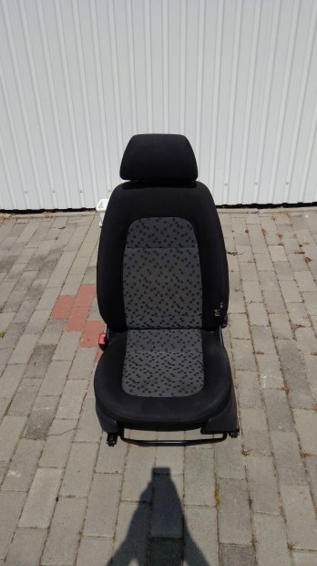 Skoda Fabia első ülés