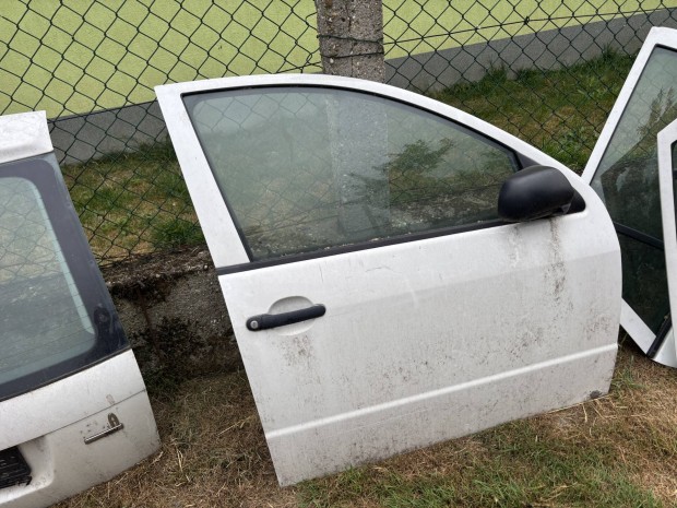 Skoda Fabia jobb első ajtó