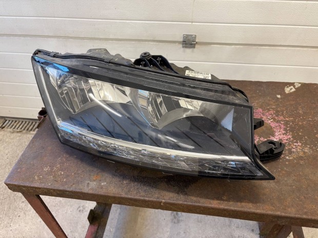 Skoda Fabia jobb f�nysz�r�