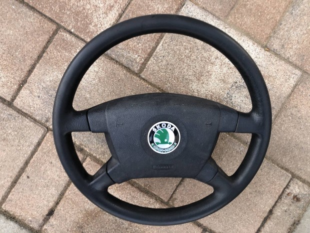 Skoda Fabia kormny + lgzsk 