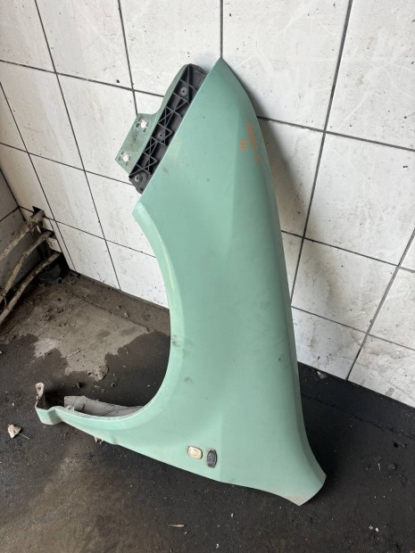 Skoda Fabia mk1 bal s�rv�d� piszt�cia z�ld 