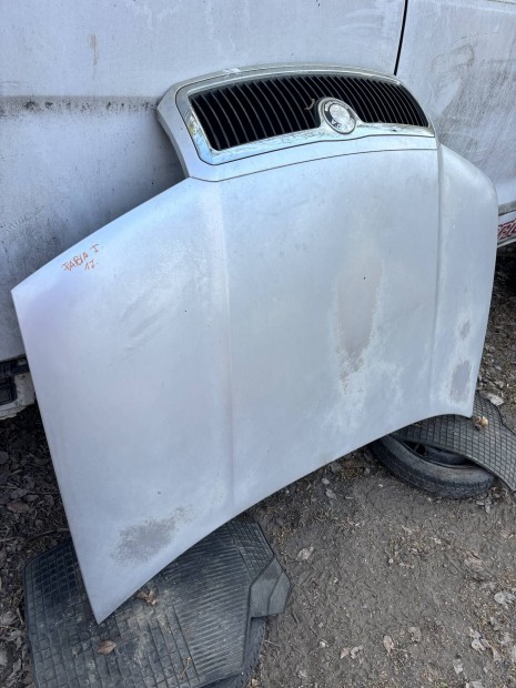 Skoda Fabia mk1 motorh�ztet� g�ptet� lakk hib�s 