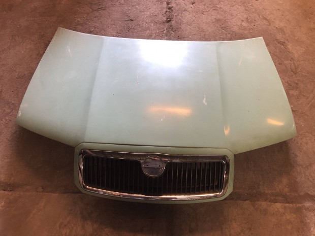 Skoda Fabia motorhztet gptet dszrcs zld 