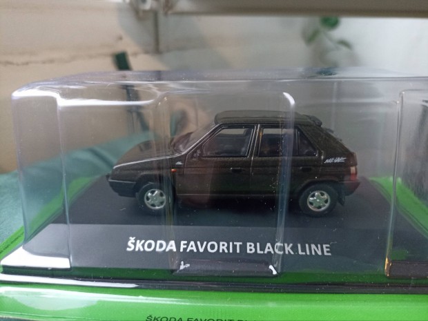 Skoda Favorit Black Line 1:43 modell Kaleidoskop