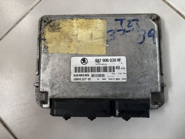Skoda Felicia 1.3 motorvez�rl� elektronika 047906030M