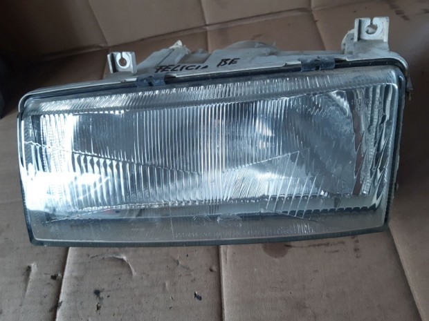 Skoda Felicia Bal Első Lámpa / Fényszóró
