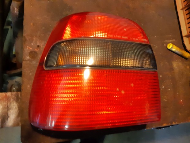 Skoda Felicia Bal H�ts� L�mpa