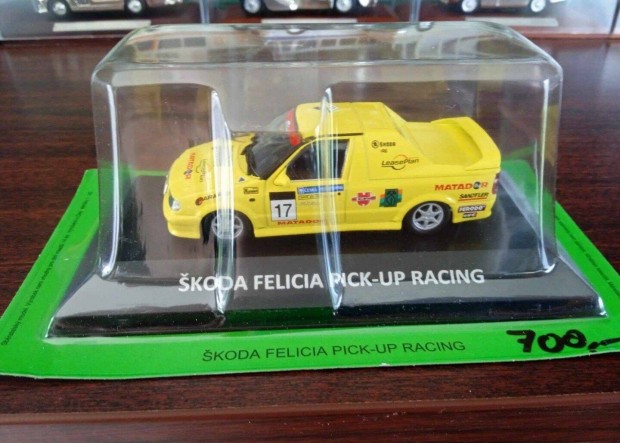 Skoda Felicia Pick-up Racing kisauto modell 1/43 Elad