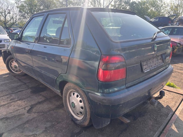 Skoda Felicia (1998) 1.3i 136M Alkatrészek #M2611
