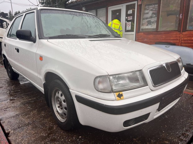 Skoda Felicia (2000) 1.3i 781136M Alkatrszek #M1886