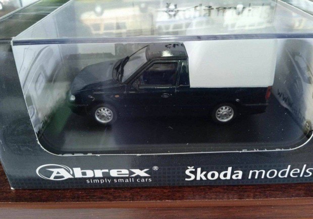 Skoda Felicia pic-up "Abrex" kisauto modell 1/43 Elad