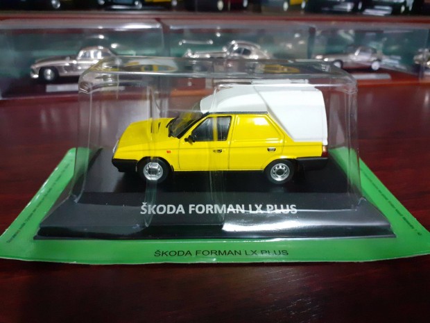 Skoda Forman LX PLUS kisauto modell 1/43 Elad