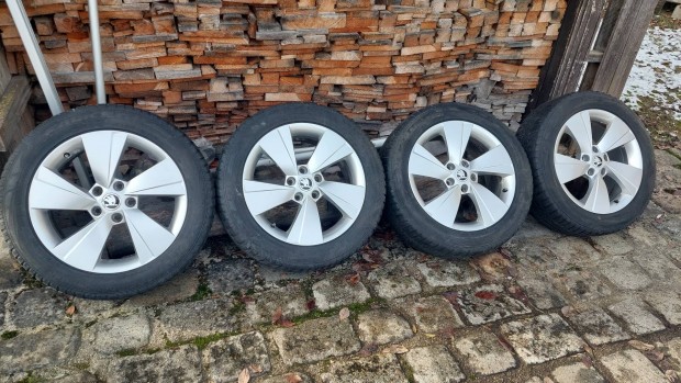 Skoda Gyri Alufelni 17" 5*112