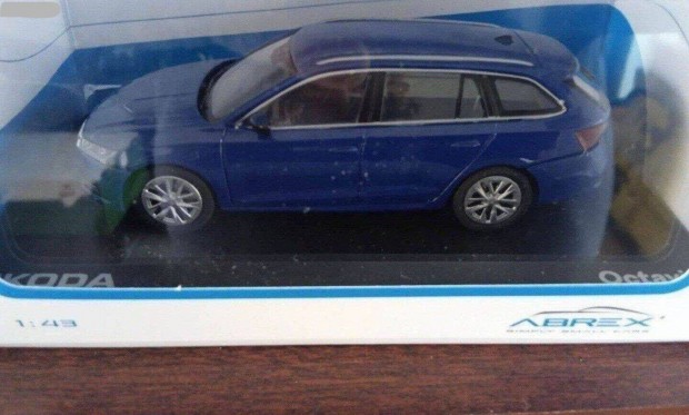 Skoda IV Octavia kombi "Abrex" kisauto modell 1/43 Elad