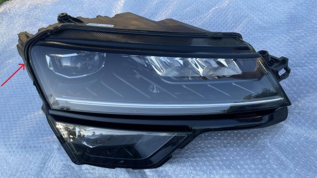 Skoda Karoq Jobb első led Fényszóró 57B941016D 57B941016C