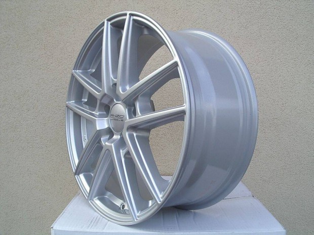 Skoda Karoq felni gyri mretben 5x112 16" Anzio Split alufelni