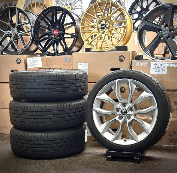 Skoda Karoq gyári 19zoll alufenik 225/45 R19 nyári gumikkal