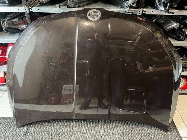 Skoda Karoq motorh�ztet� 57a823155 57a823031