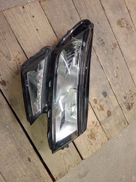 Skoda Kodiaq jobb halog�n f�nysz�r� 566941016b