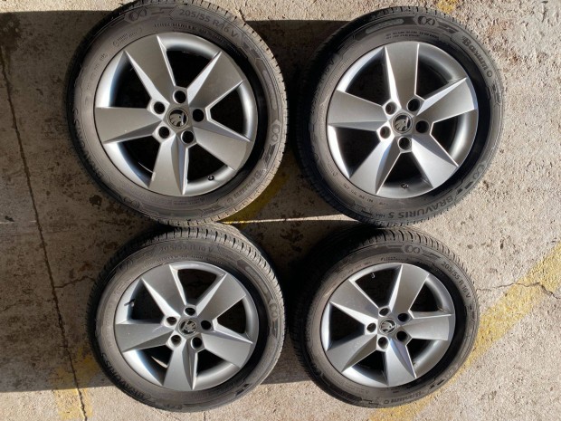 Skoda Octavia 16 Gy�ri Felni - �j Gumik