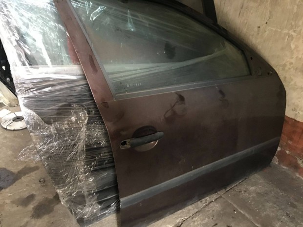 Skoda Octavia 1997-től,ajtók eladóak!