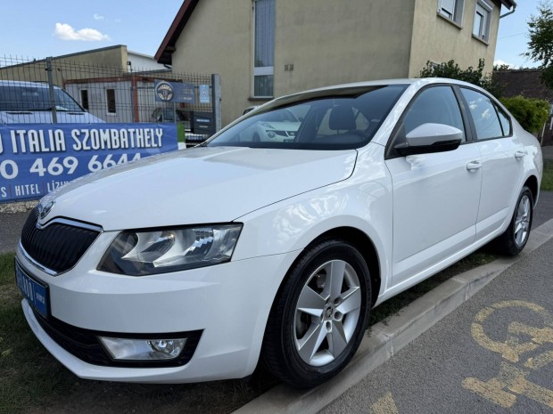 Skoda Octavia 1.2 TSI Active Olasz Rozsdamentes...