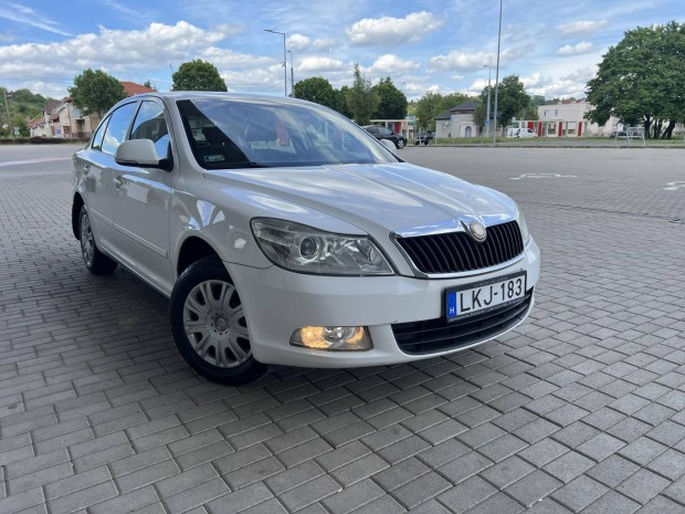 Skoda Octavia 1.4 Active Klíma.6 Légzsák.Gyária...