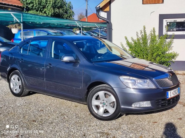 Skoda Octavia 1.4 TSI Ambiente Alulrl Is Rozsd...