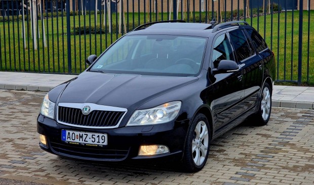 Skoda Octavia 1.4 TSI Elegance DSG Napf�nytet�-...