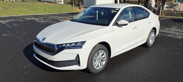Skoda Octavia 1.5 TSI ACT Joy DSG Krist�lyfeh�r...