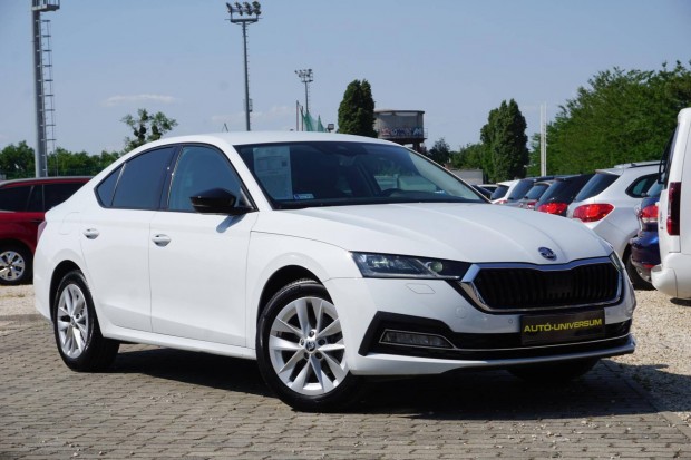 Skoda Octavia 1.5 TSI ACT Style Sérülésmentes !