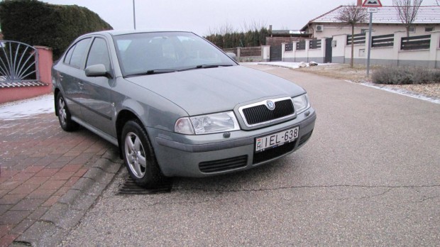 Skoda Octavia 1.6 Ambiente 1.6..Benzinenes..!