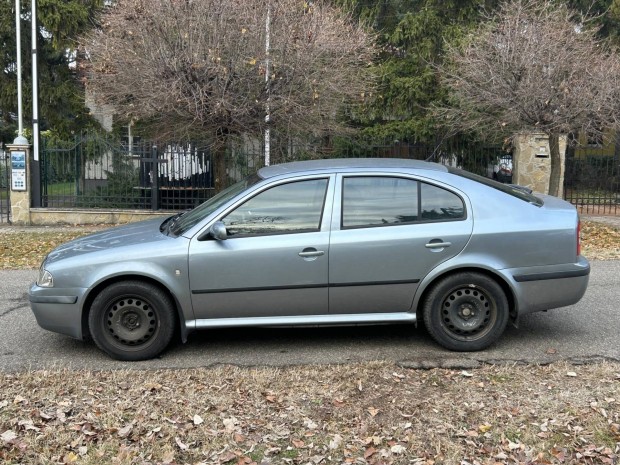 Skoda Octavia 1.6 Ambiente